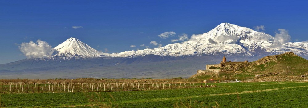 Armenien: Eine Wanderung zwischen Ararat und Kaukasus erleben
