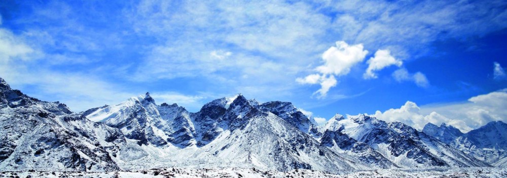 Exploring Everest Basecamp and Kala Pattar through Lodge-Trekking