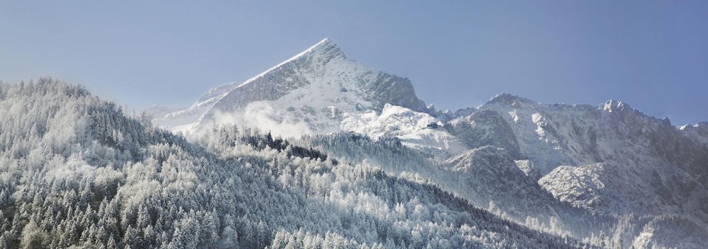 Basic Course on Deep Snow Skiing and Ski Touring in Garmisch