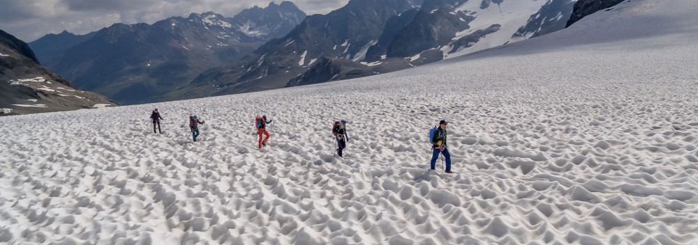 Youthful Peaks: Tri-Nation Peak High Tour Training