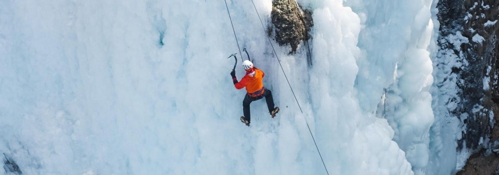 Grundkurs Eisklettern in der einzigartigen Taschachschlucht von Pitztal