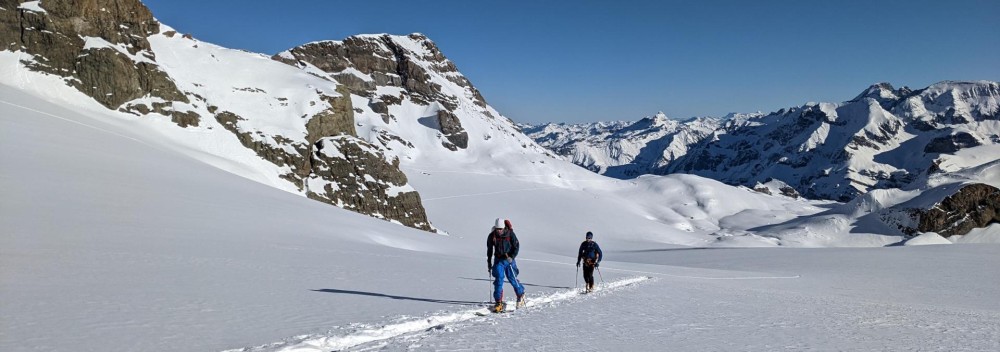 Mountain Ski Tour to Tödi Peak, 3614 m: An Alpinist Adventure