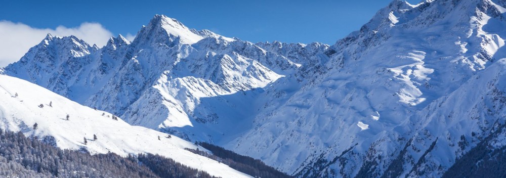 Pleasure Snowshoe Hikes in Val Müstair