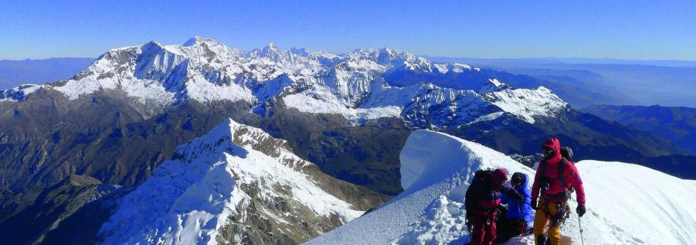 Expeditionstraining: Zwei 5.000er und ein 6.000er Bergbesteigungen